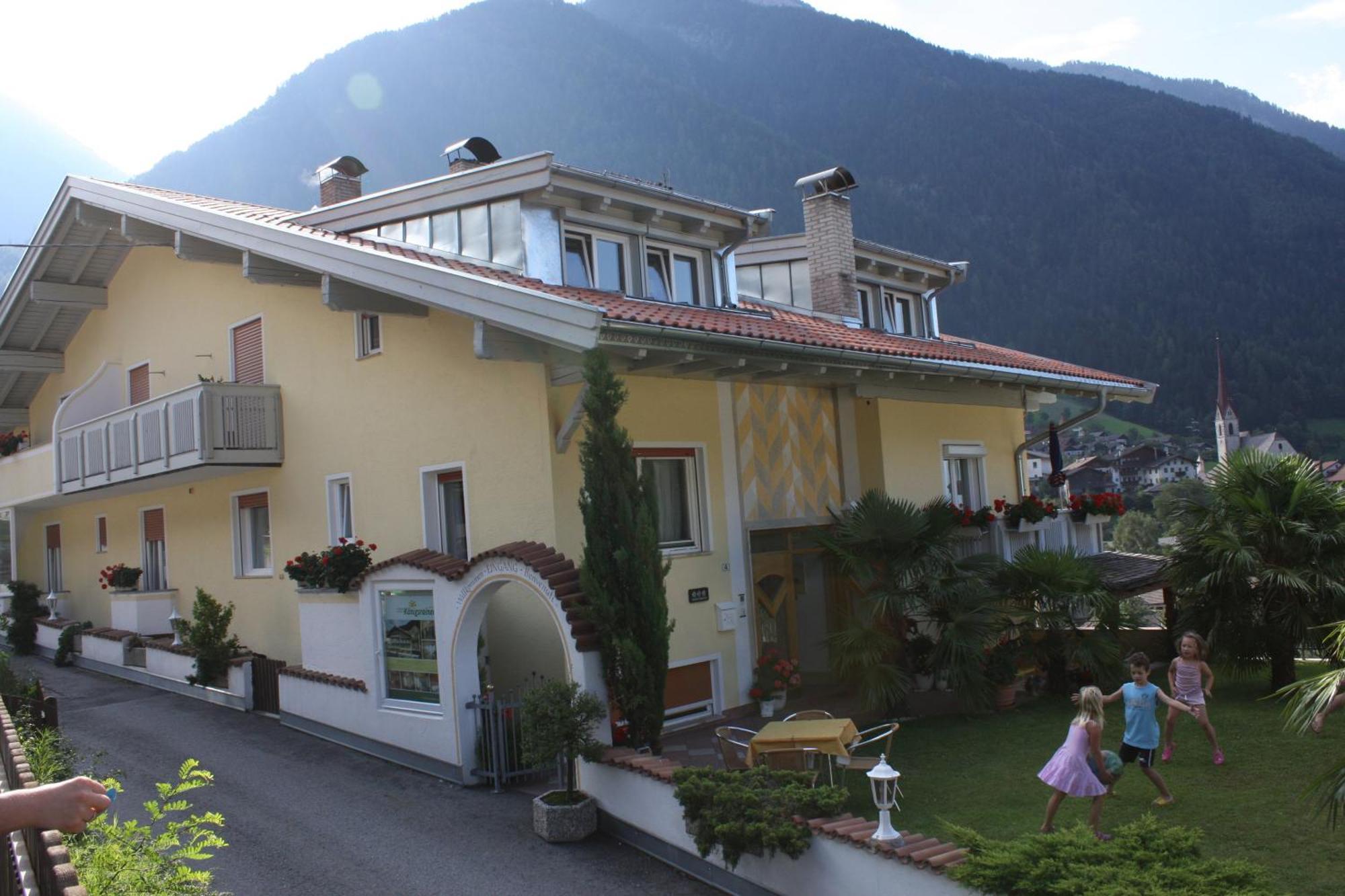Residence Koenigsrainer San Leonardo in Passiria Luaran gambar