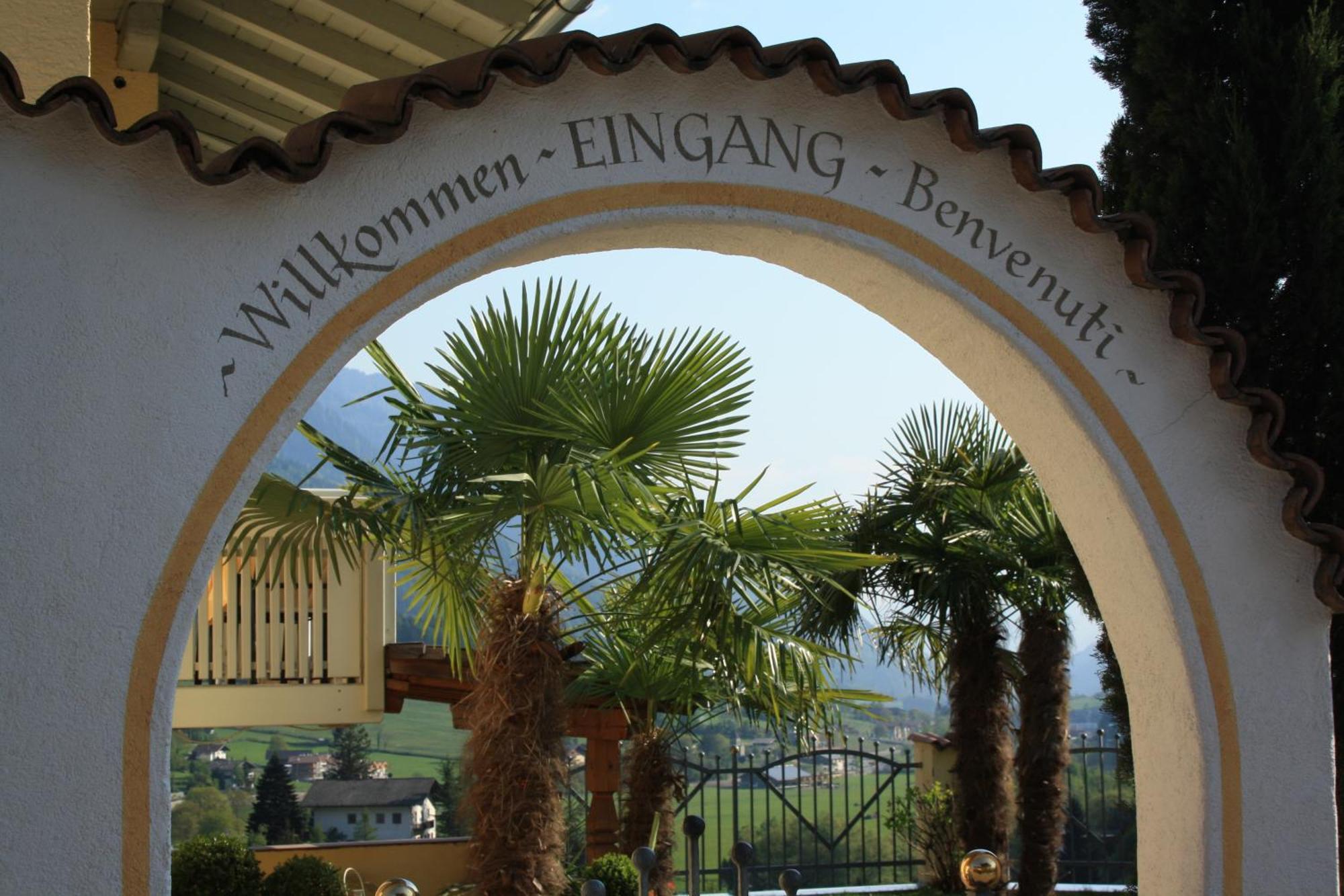 Residence Koenigsrainer San Leonardo in Passiria Luaran gambar
